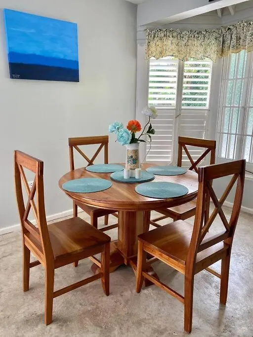 Coastal Beauty - Beautiful Penthouse Condo In Ocho Rios